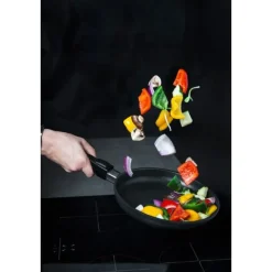 Bratpfanne 20cm flach beschichtet H=4cm nicht induktionsfähig<AMT Gastroguss Best