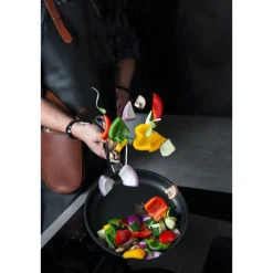 AMT Gastroguss Pfannen|Kochwelt Entdecken|Bratpfanne 24cm flach beschichtet H=4cm nicht induktionsfähig