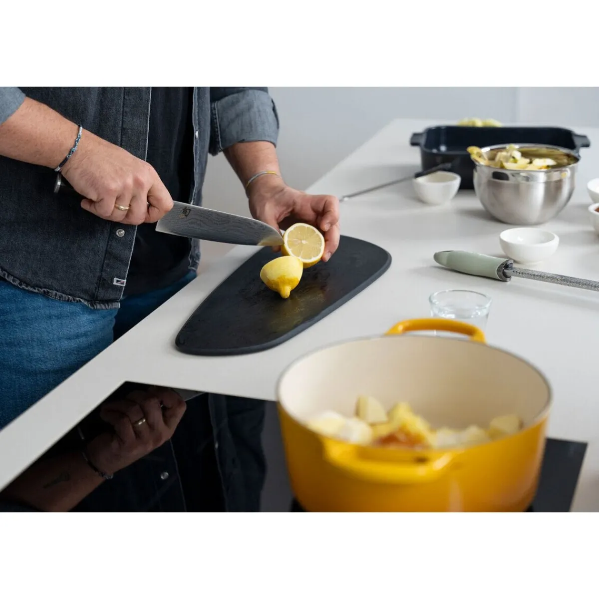 Servierbrett Duracore 49x20,7x0,9cm Pebble schwarz<Continenta Hot