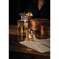 Karaffe 774/0.75L ND gold Gentleman<Eisch Online