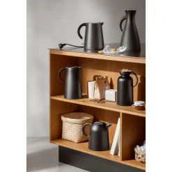 Isolierkanne 1,0 l Thimble schwarz<Eva Solo Online