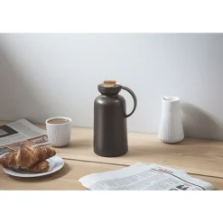 Isolierkanne 1l -- Silhouette Chocolate ~<Eva Solo Discount