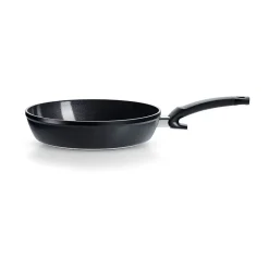Fissler Pfannen|Kochwelt Entdecken|Pfanne 28 cm Ceratal Comfort orbitschwarz