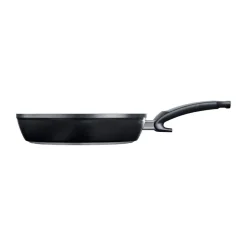 Fissler Pfannen|Kochwelt Entdecken|Pfanne 28 cm Ceratal Comfort orbitschwarz
