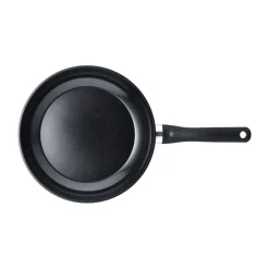 Fissler Pfannen|Kochwelt Entdecken|Pfanne Essential schwarz 24cm