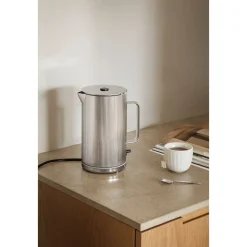 Georg Jensen Kochwelt Entdecken|Wasserkocher|Wasserkocher 1,5 l 2200 W Bernadotte edelstahl