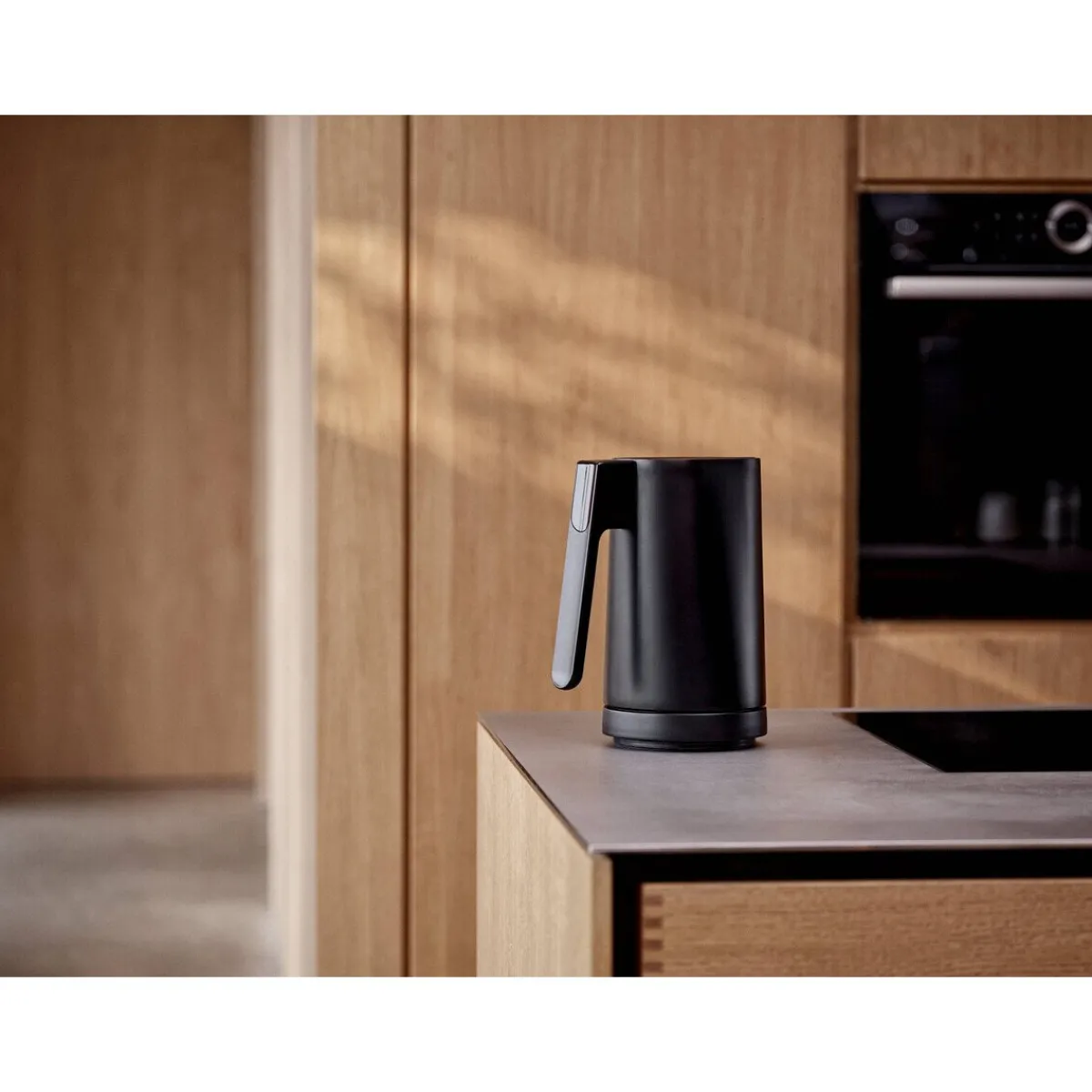 Wasserkocher 1,2 l 2200 W schwarz<Jacob Jensen Discount