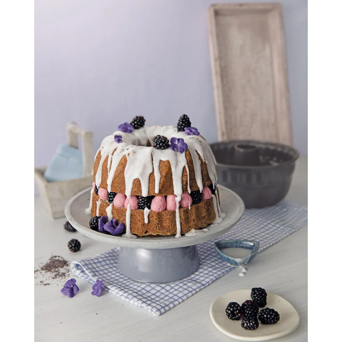 Bundform 22 cm La Forme Plus schwarz<Kaiser Sale