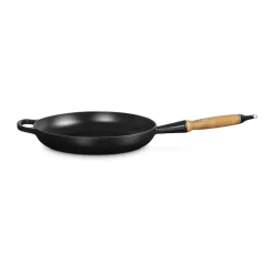 Bratpfanne 28 cm m. Holzgriff Signature schwarz<Le Creuset