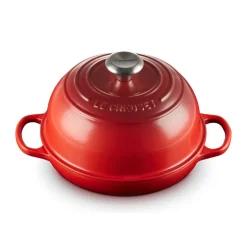 Le Creuset Brotkästen & Brotkörbe|Essentials|Brot Bräter 24 cm Signature kirschrot