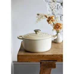 Le Creuset Weihnachten|Kochwelt Entdecken|Bräter mit Deckel 31 cm Signature Meringue