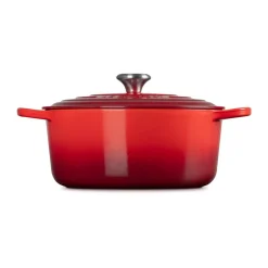 Le Creuset Weihnachtsmenü|Weihnachten|Bräter mit Deckel 28 cm Signature kirschrot