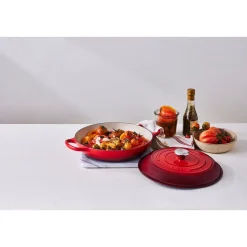 Le Creuset Kochwelt Entdecken|Töpfe|Gourmet Profi-Topf mit Deckel 30 cm Signature Kirschrot