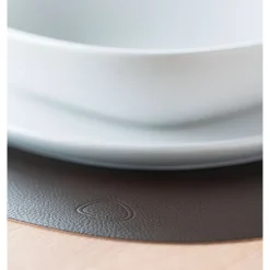 Tischset L 37x44 cm Curve Serene hazel<LINDDNA Online