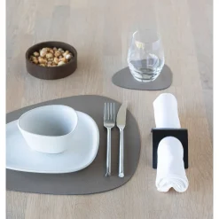 Tischset M 31x35 cm Curve Serene mole grey<LINDDNA Hot