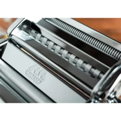 Marcato Kochwelt Entdecken|20 Jahre Tischwelt|Nudelmaschine Atlas 150 21x20x16 cm Design silber