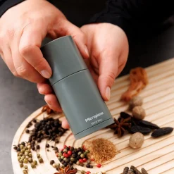 Microplane Pilzküche|Gewürzmühle 2in1 12 cm Speciality Eucalyptus Green