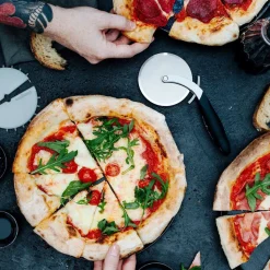 Microplane Pizza|Pizzaschneider 17 cm Professional schwarz