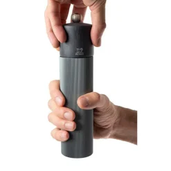 Peugeot Weihnachten|Kräuter & Gewürze|Pfeffermühle 22 cm Line carbon