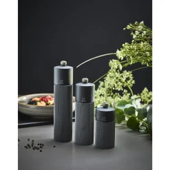 Peugeot Weihnachten|Kräuter & Gewürze|Pfeffermühle 22 cm Line carbon