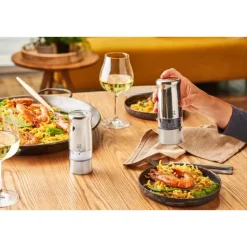 Peugeot Messer & Co. Entdecken|Kräuter & Gewürze|Pfeffermühle 14 cm Zeli