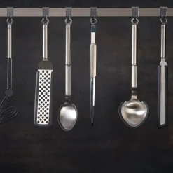 Rösle Kochwelt Entdecken|Backzubehör|Crêpeswender Silikon 32 cm Rundgriff-Serie schwarz