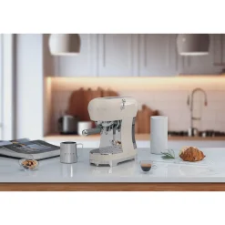 Smeg Kaffeemaschinen|Espressomaschine ECF02 1,1 l 1350 W 50’s Style creme