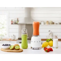 Smeg Kochwelt Entdecken|Personal Blender PBF01WHEU 34 cm 300 W 50’s Style Weiß