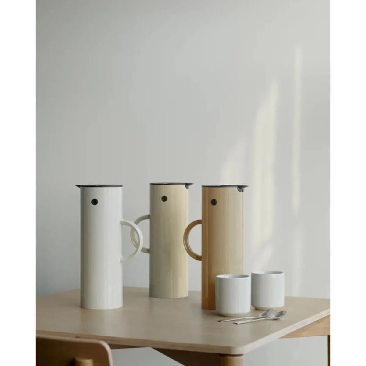 Stelton Thermoskannen|Muttertag|Isolierkanne 1,0 l EM77 Warm Sand