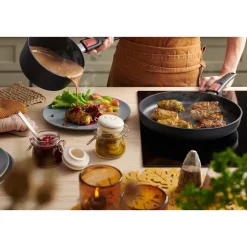 Guss-Flachpfanne 28 cm Diamond Lite schwarz<Woll Outlet