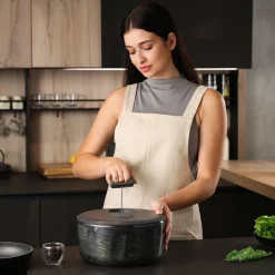 Salatschleuder 27 cm EasySpin schwarz<Zyliss Hot